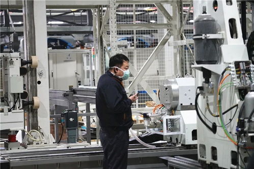用機器人抓刀 通用技術集團沈陽機床復工挑戰核心難題